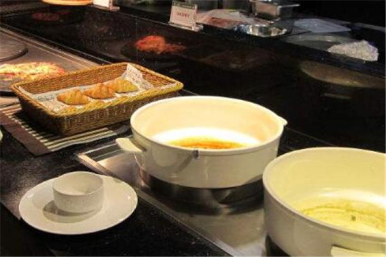 好山自助餐加盟