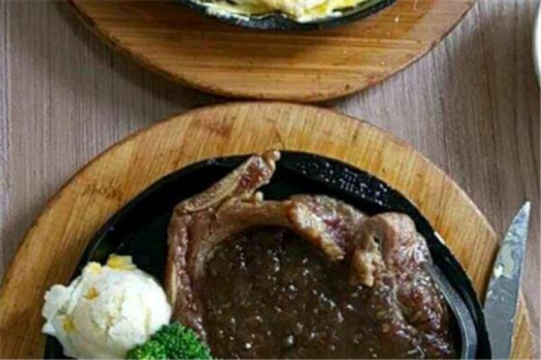 豪旺来牛排加盟