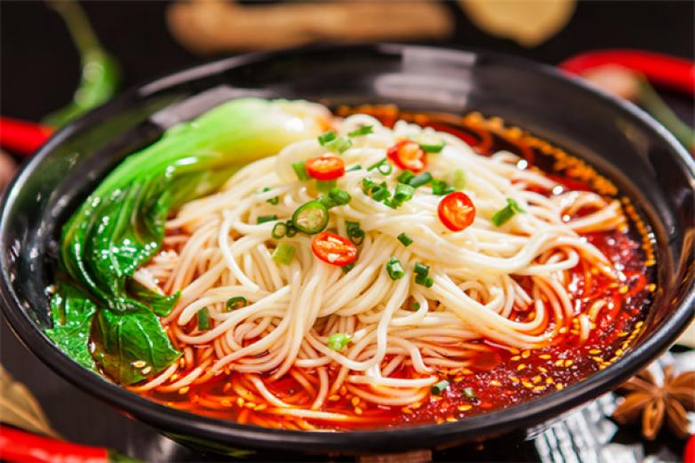 成五娃重庆小面加盟