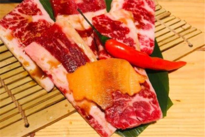 肉源薪火烧肉加盟