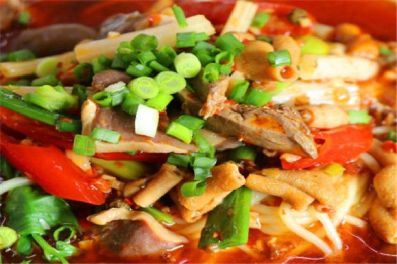 泡椒鸡杂面加盟