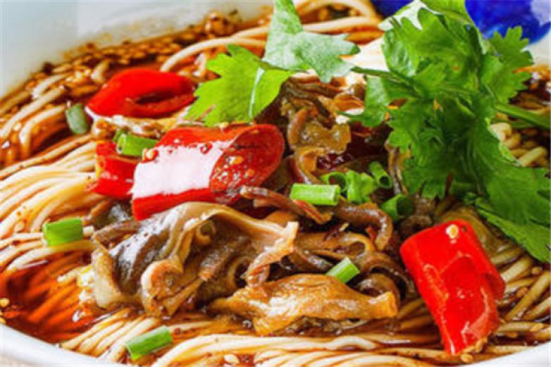 泡椒鸡杂面加盟