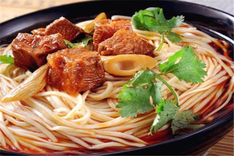 牛大碗牛肉面加盟