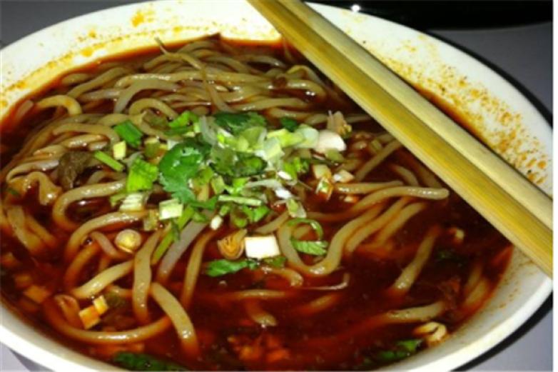 鲜源麻辣面加盟