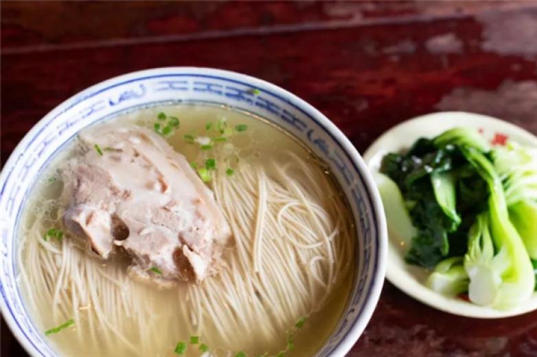 伟记奥面馆加盟