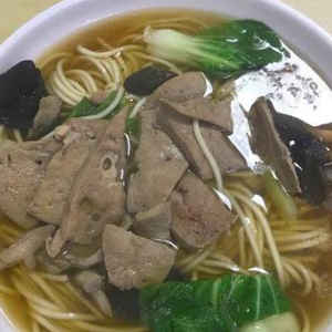 马鞍小肠牛肉面