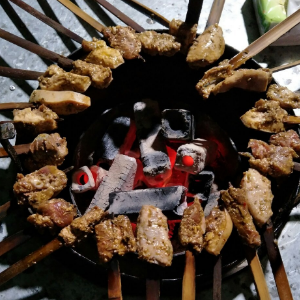 大凉山火盆烧烤