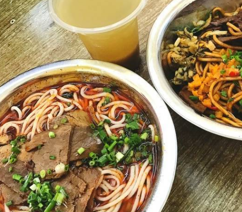 刘记三狗牛肉面馆