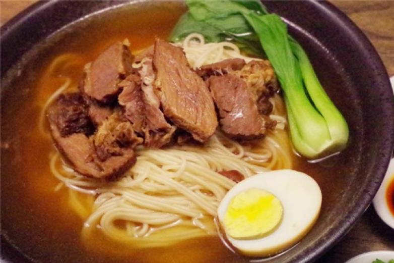 李师傅牛杂面加盟