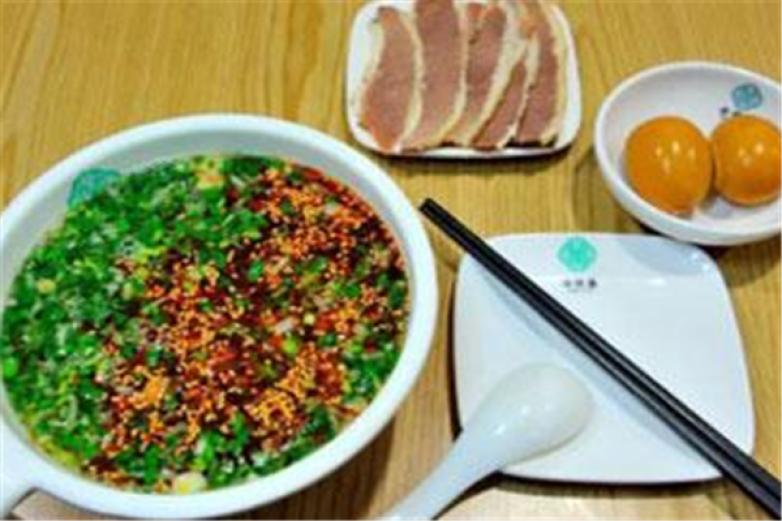 中阿兰牛肉面加盟