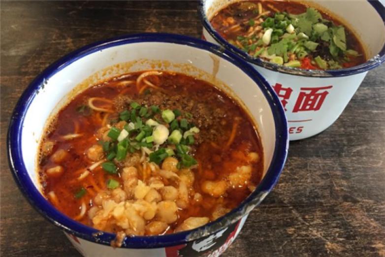 崽儿盅盅面加盟