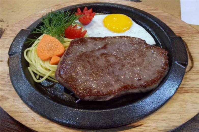 老井俄式餐厅加盟