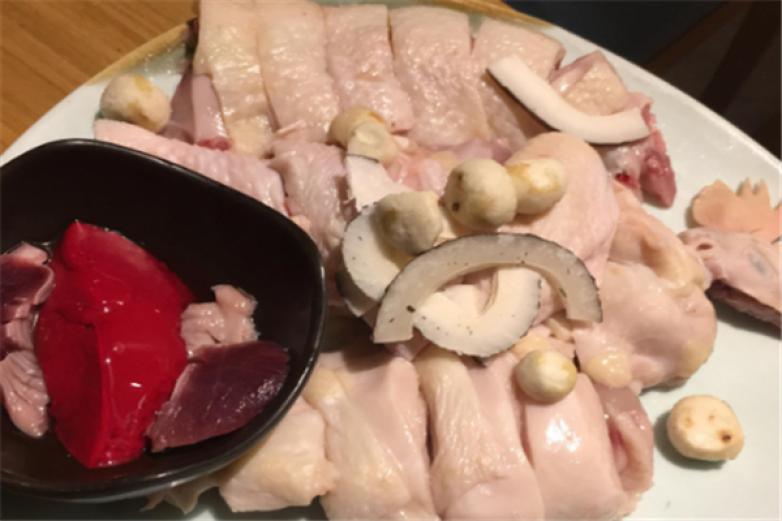 椰贝椰子鸡加盟