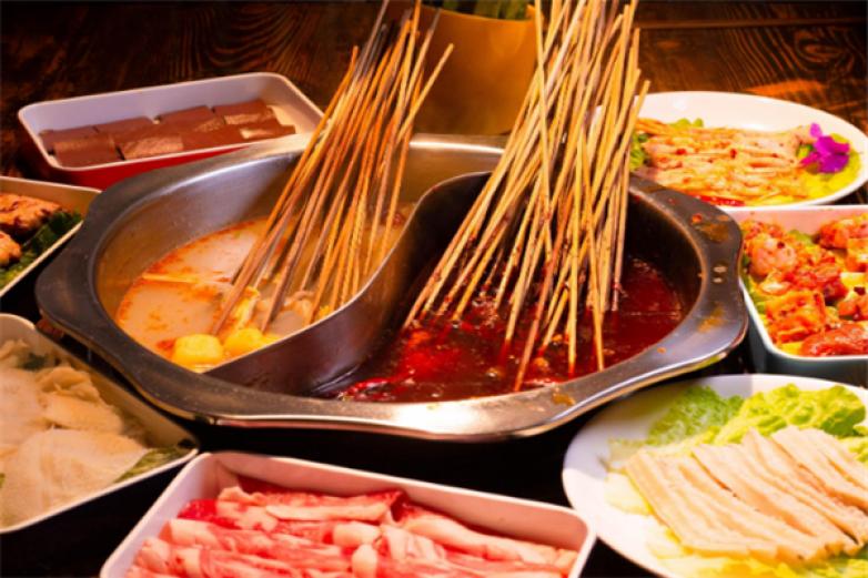 热火朝天火锅加盟