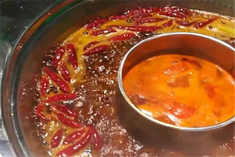 袁百万牛杂火锅加盟