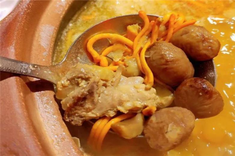 养生板栗鸡加盟