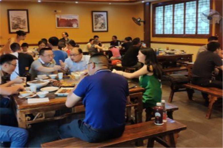 一举堂明合老火锅加盟