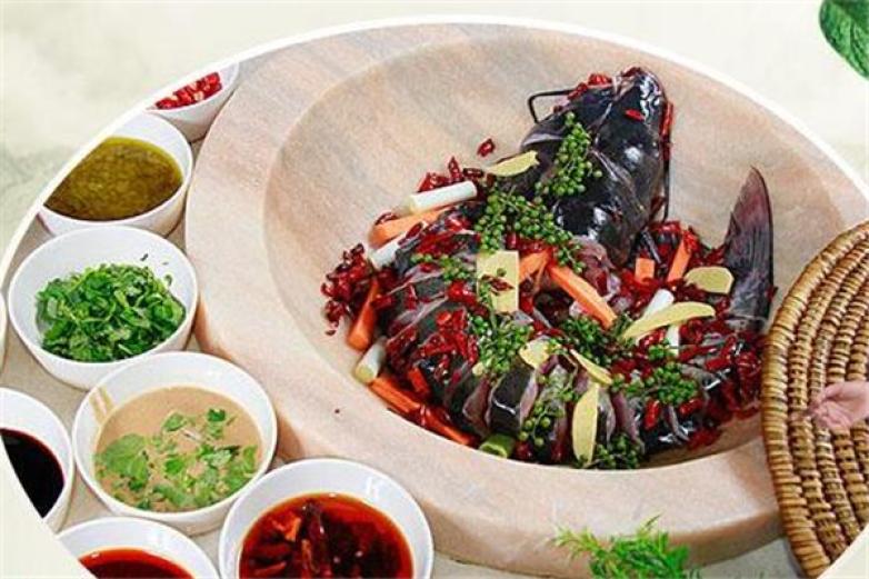 滇君鱼味蒸汽石锅鱼加盟