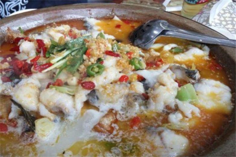 飞赢石锅鱼加盟