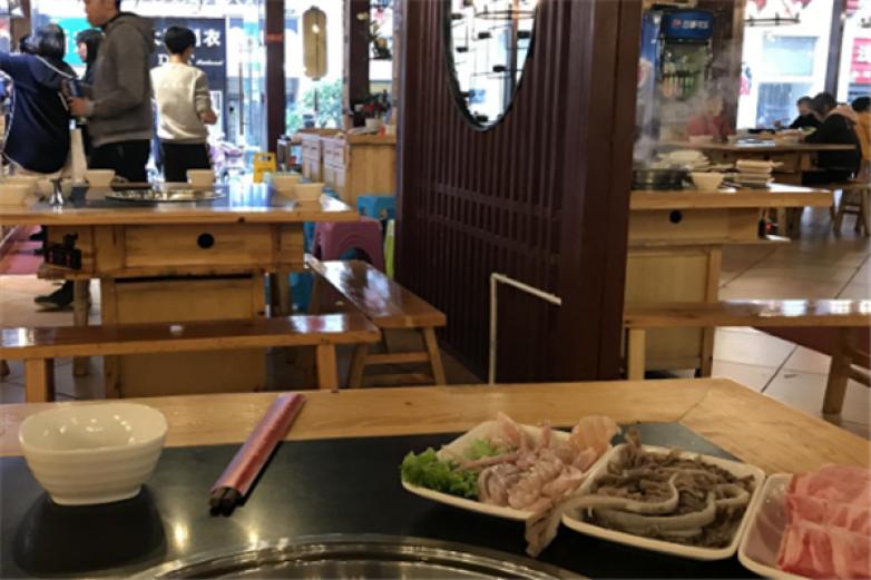重庆土贼自助老火锅加盟