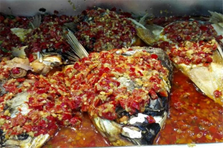 食尚火艳自助涮烤加盟