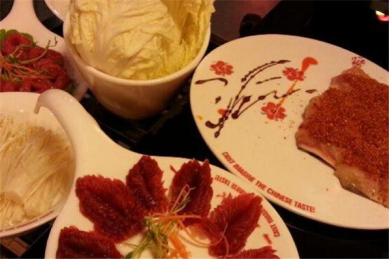 鼎辣重庆老火锅加盟