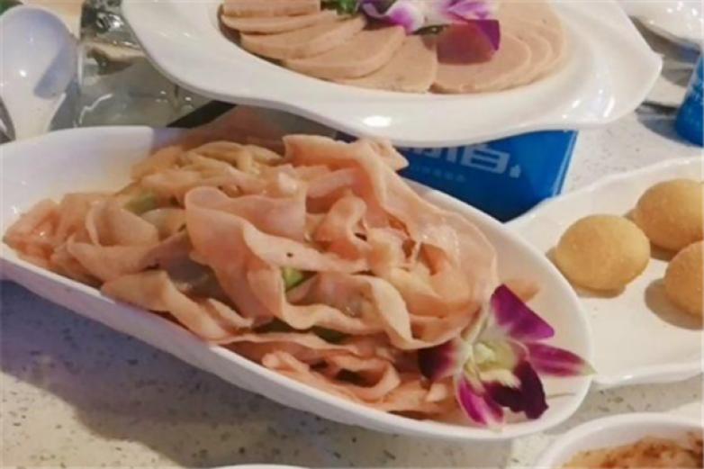 小滩羊火锅加盟