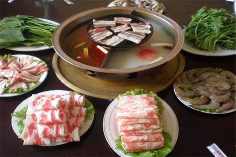 鱻煮艺四季养生火锅加盟