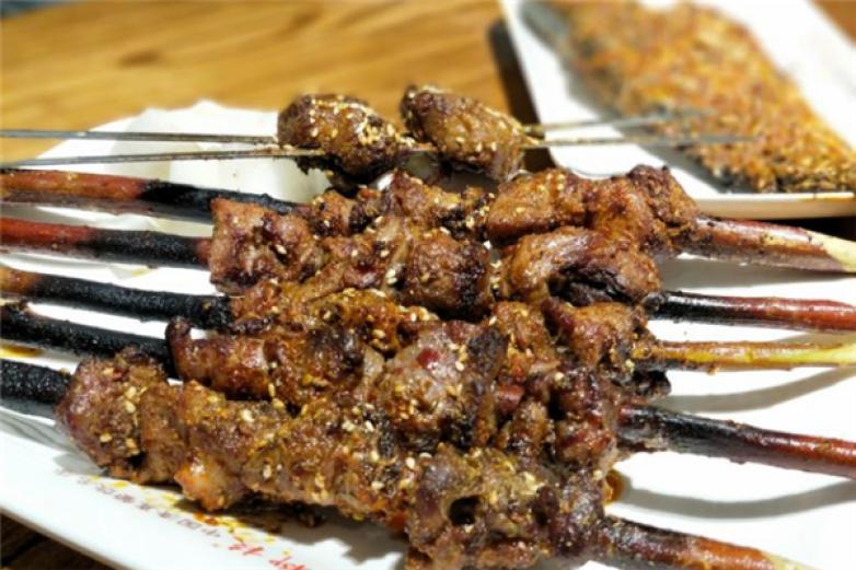 红柳枝烧烤加盟