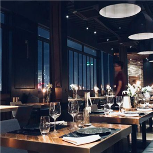 FUEL露台江景法餐