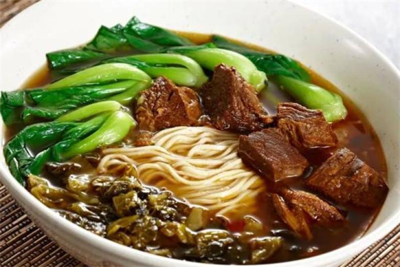 林记老坛酸菜牛肉面加盟