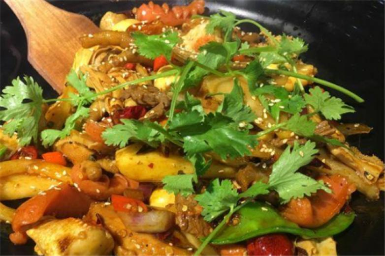 觅味大碗麻辣香锅加盟