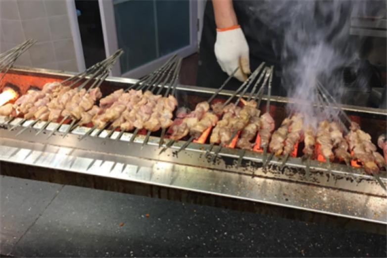 悦宴海鲜烤肉自助餐加盟