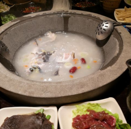 一锅蒸能量蒸汽石锅鱼