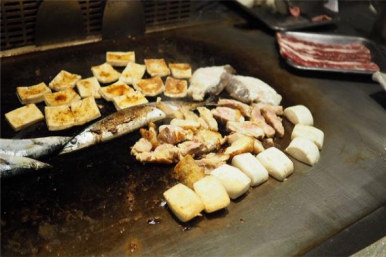 和风铁板料理加盟