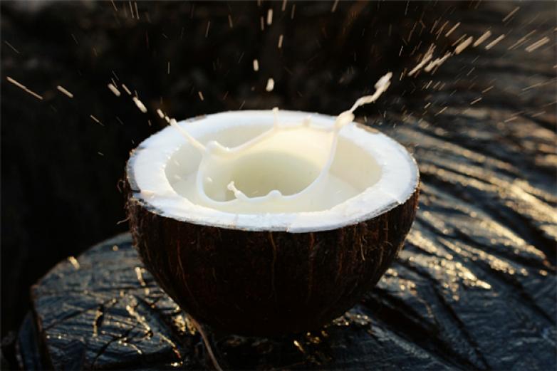 幸福海蓝椰子汁加盟