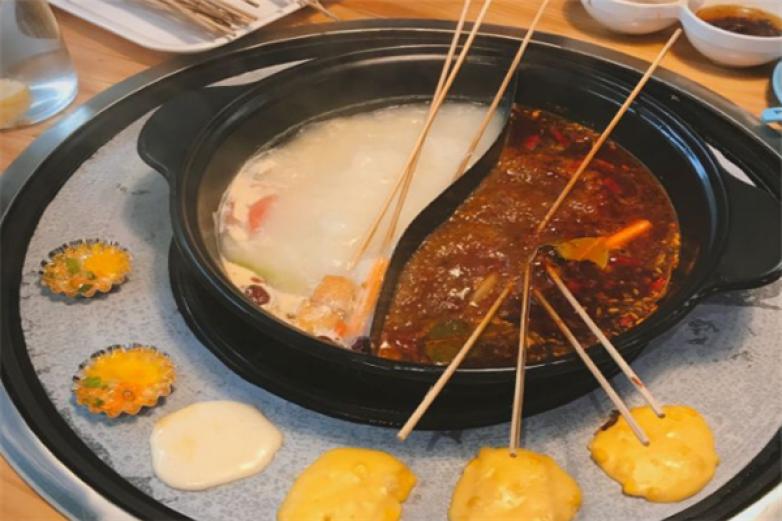 轩货小龙串烧加盟