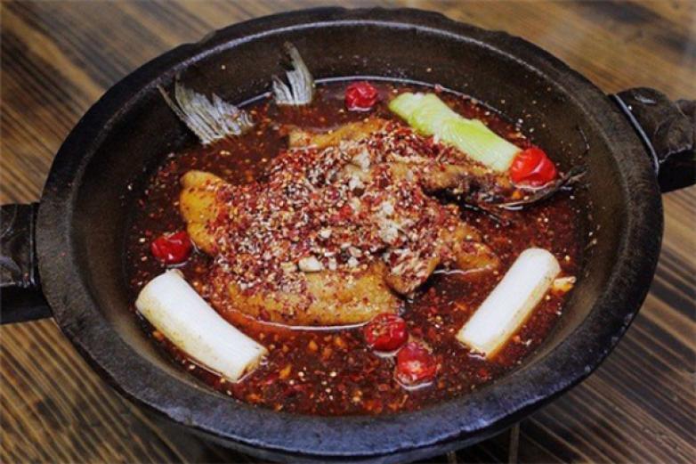 洞庭湖石锅鱼加盟