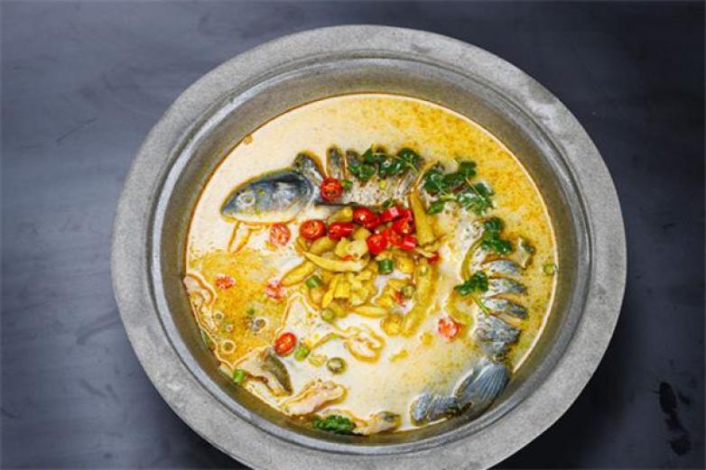 一锅蒸能量蒸汽石锅鱼加盟