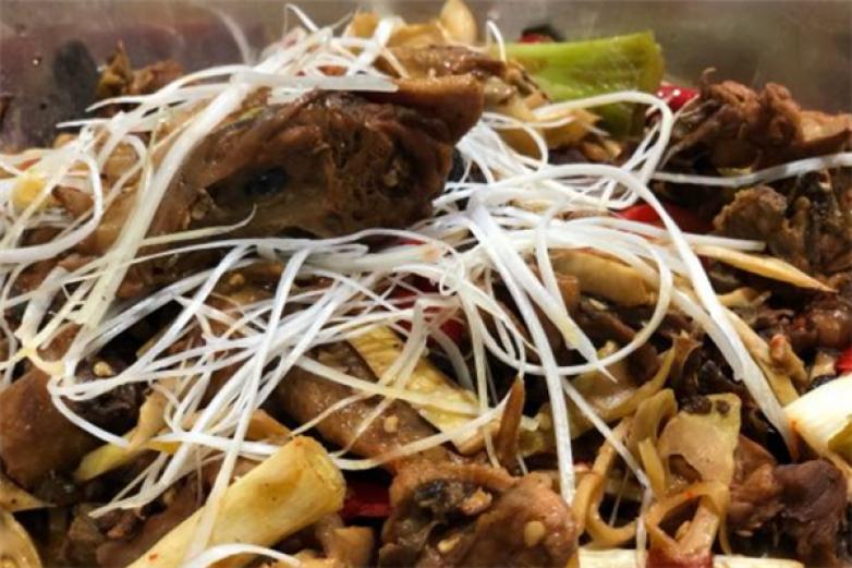 焖汁源三汁焖锅加盟