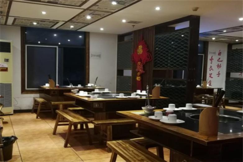 重庆鑫珑村知青主题火锅加盟