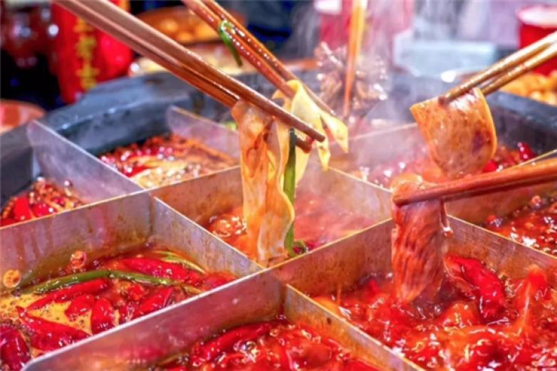 重庆鑫珑村知青主题火锅加盟