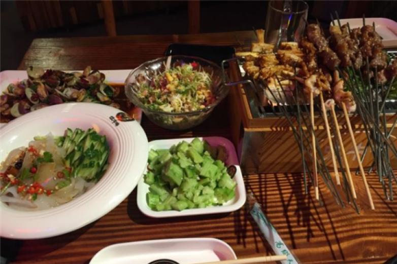 鑫淼烧烤啤酒吧加盟