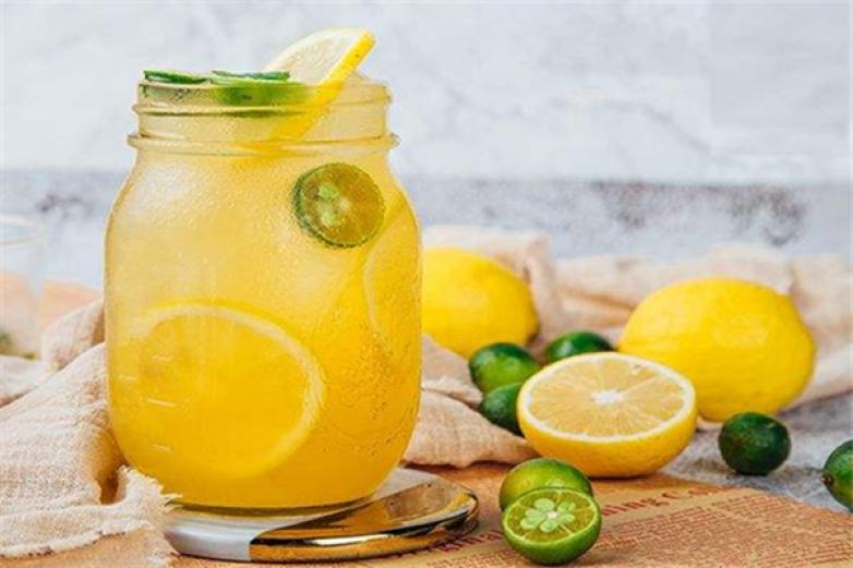 lemonup手摇柠檬茶加盟