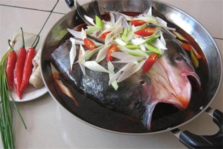 李老爹鱼头火锅加盟