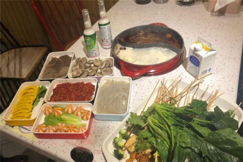 背锅侠火锅加盟