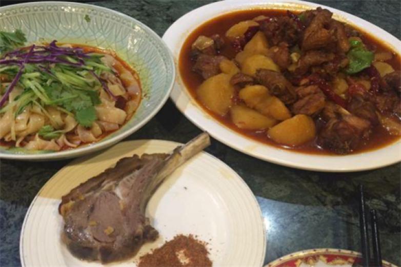 东方亚克西餐厅加盟