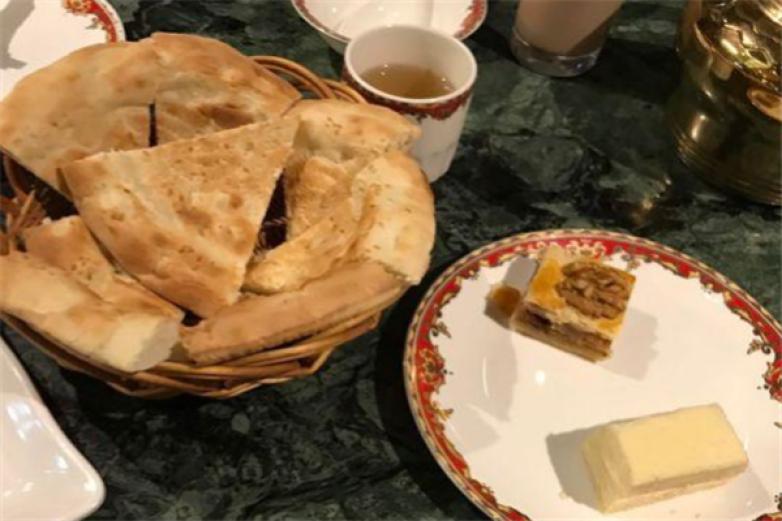 东方亚克西餐厅加盟