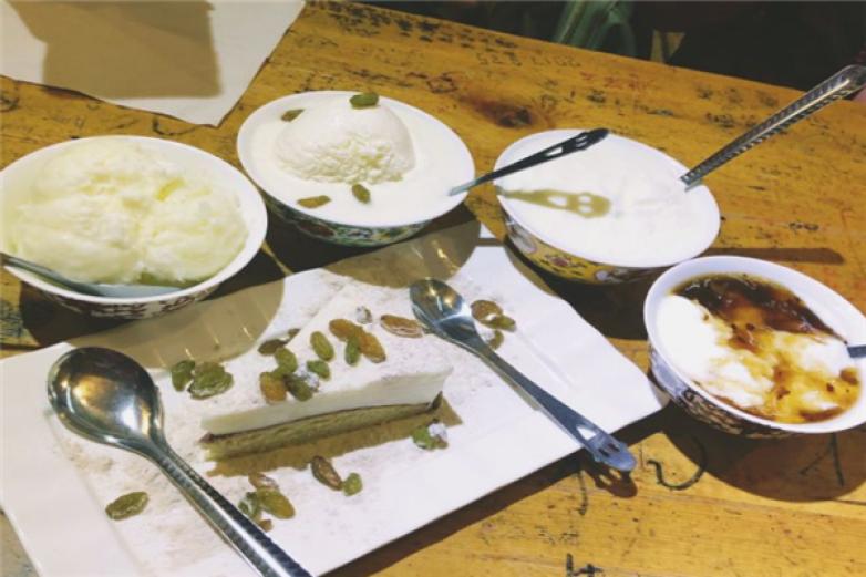 前站牦牛酸奶坊加盟