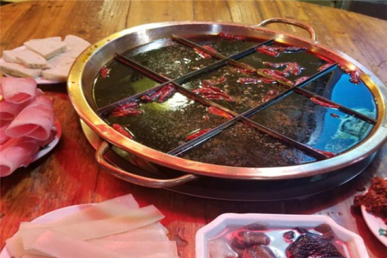 巴渝龙老火锅加盟